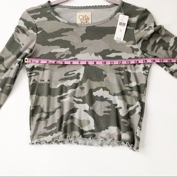 Anthropologie Camo Cropped Tee Long Sleeve Top XS - Picture 10 of 11